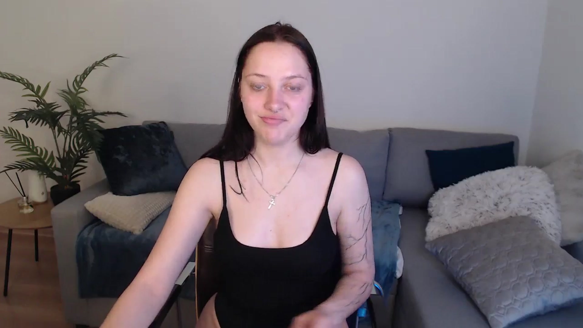 Gallery image thumbnail from SerenaSantos's myfreecams stream on, 05/11/2024, 09:02 image 5 of 20
