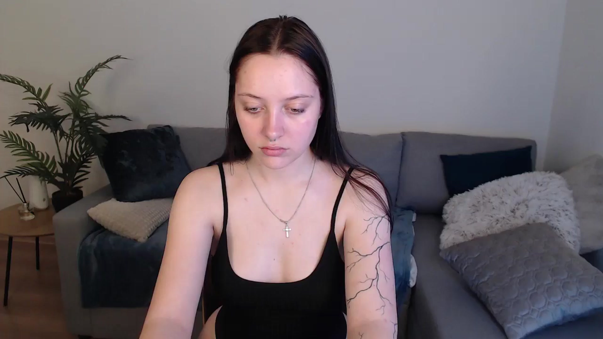 Gallery image thumbnail from SerenaSantos's myfreecams stream on, 05/11/2024, 09:02 image 1 of 20