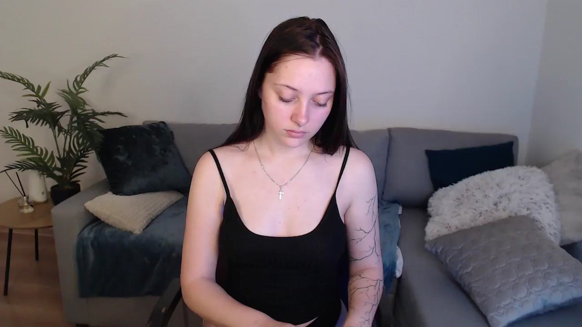 Gallery image thumbnail from SerenaSantos's myfreecams stream on, 05/11/2024, 09:39 image 1 of 20