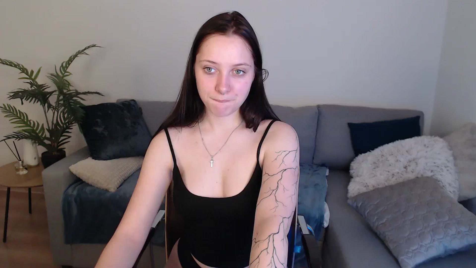 Gallery image thumbnail from SerenaSantos's myfreecams stream on, 05/11/2024, 09:39 image 5 of 20