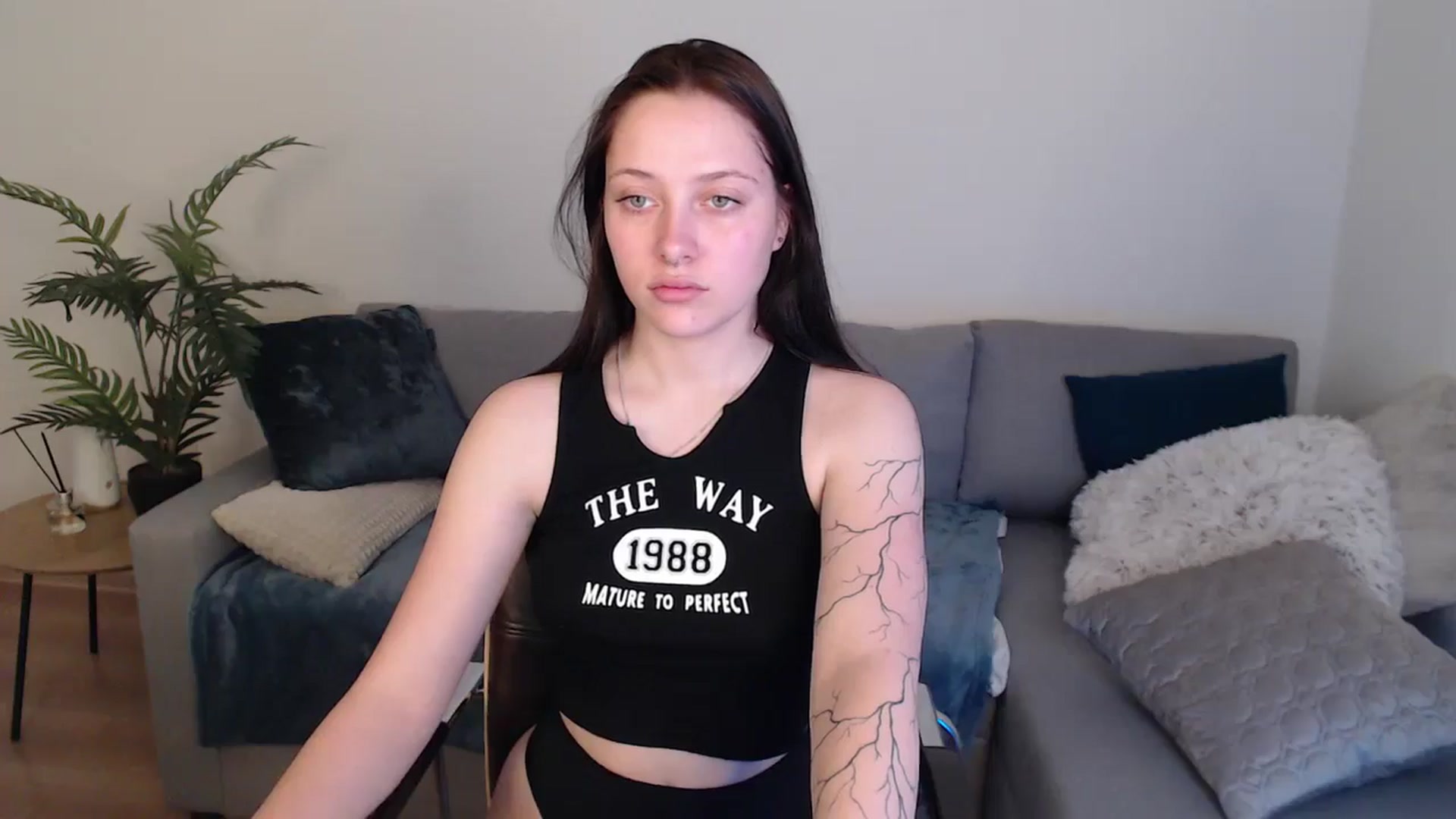 Gallery image thumbnail from SerenaSantos's myfreecams stream on, 05/13/2024, 10:27 image 8 of 20