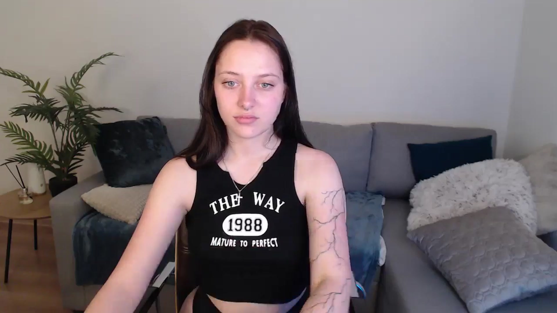 Gallery image thumbnail from SerenaSantos's myfreecams stream on, 05/13/2024, 11:32 image 17 of 20