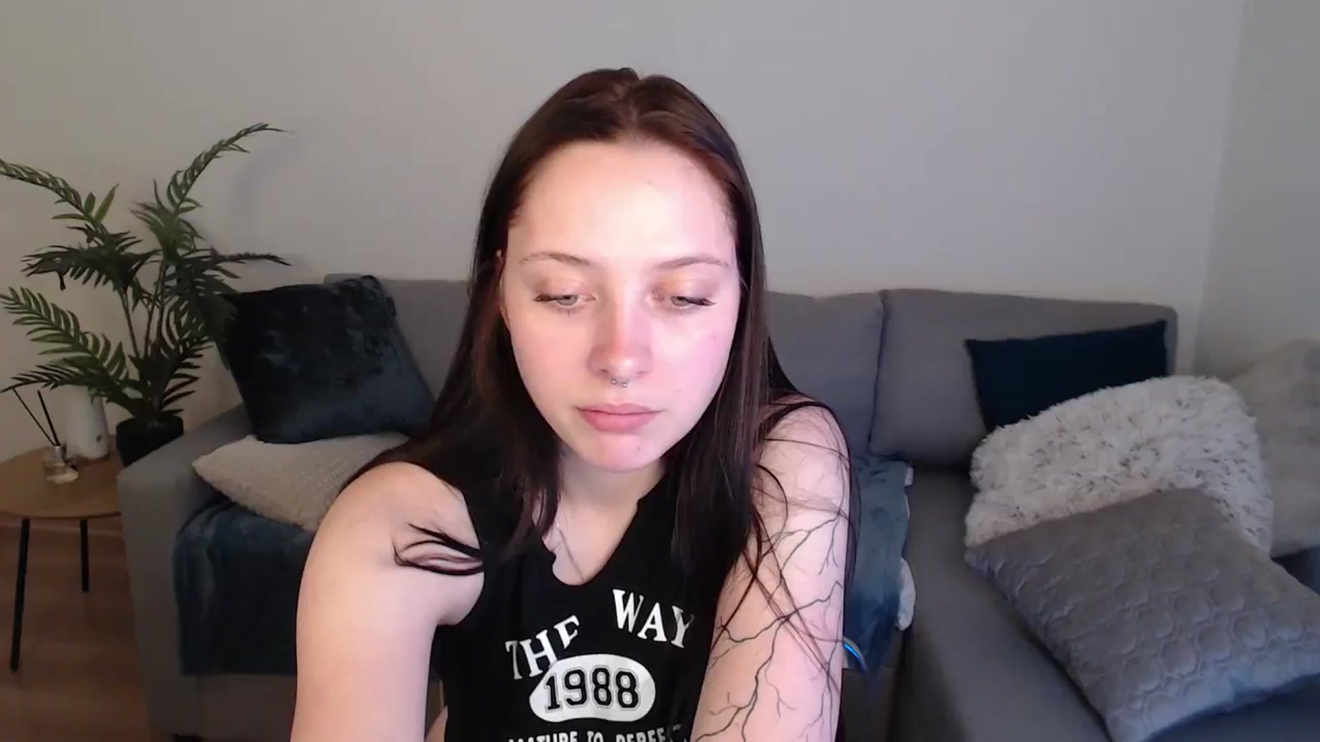 Gallery image thumbnail from SerenaSantos's myfreecams stream on, 05/13/2024, 11:32 image 1 of 20