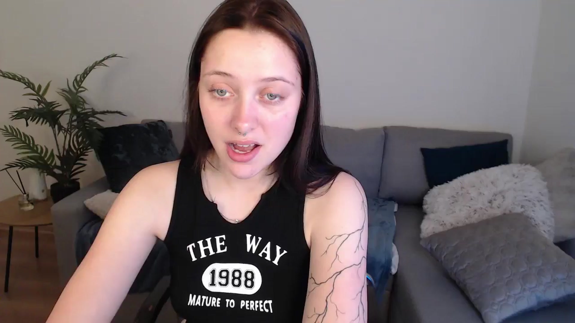 Gallery image thumbnail from SerenaSantos's myfreecams stream on, 05/13/2024, 11:32 image 9 of 20