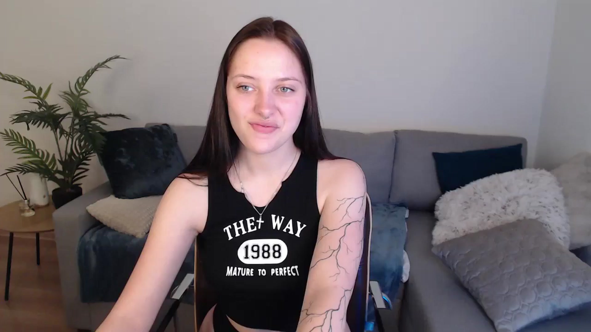 Gallery image thumbnail from SerenaSantos's myfreecams stream on, 05/15/2024, 09:12 image 12 of 20