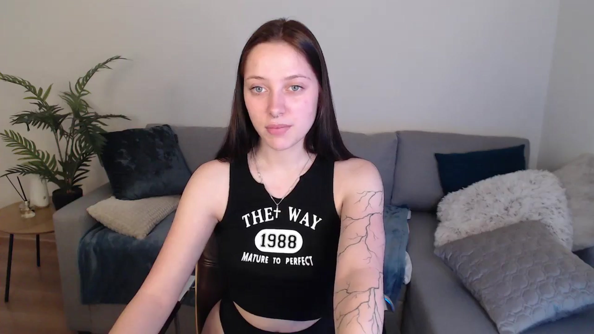 Gallery image thumbnail from SerenaSantos's myfreecams stream on, 05/15/2024, 09:12 image 19 of 20