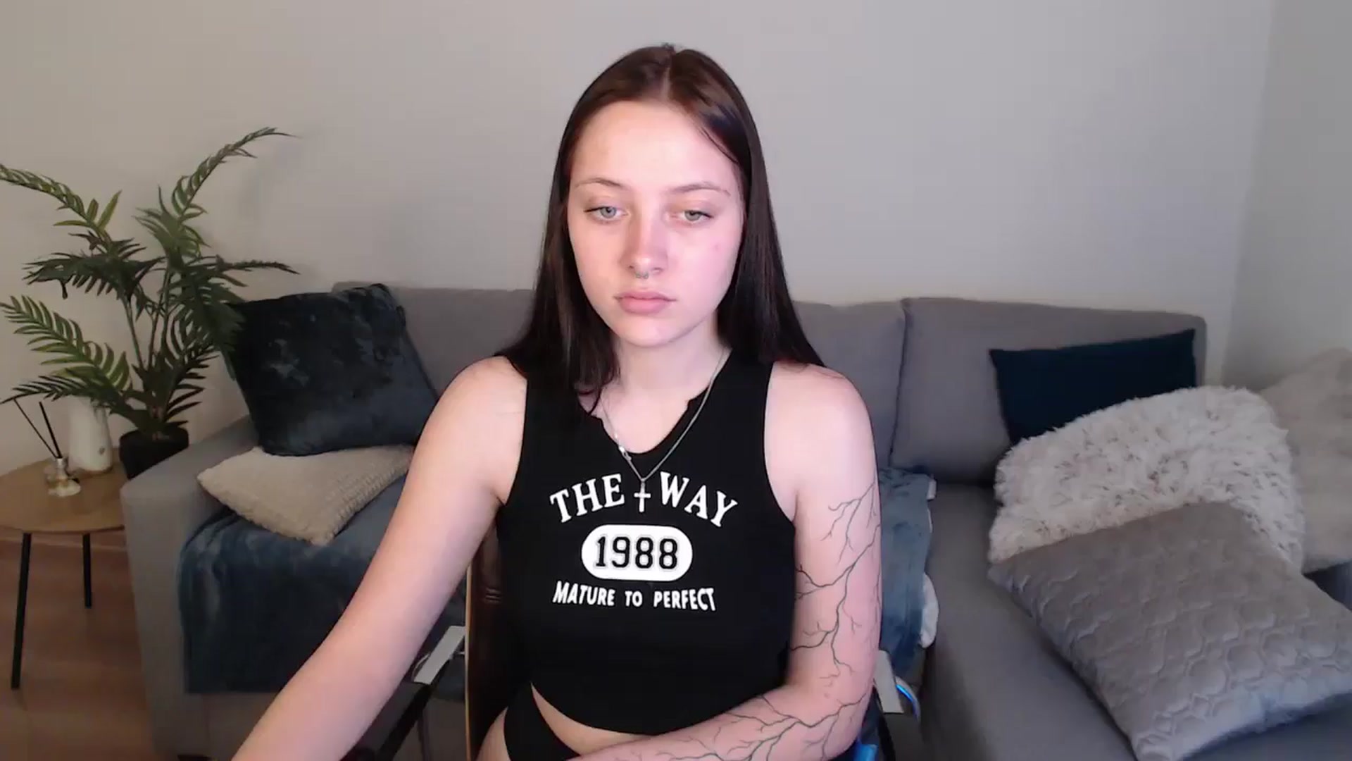 Gallery image thumbnail from SerenaSantos's myfreecams stream on, 05/15/2024, 10:54 image 13 of 20