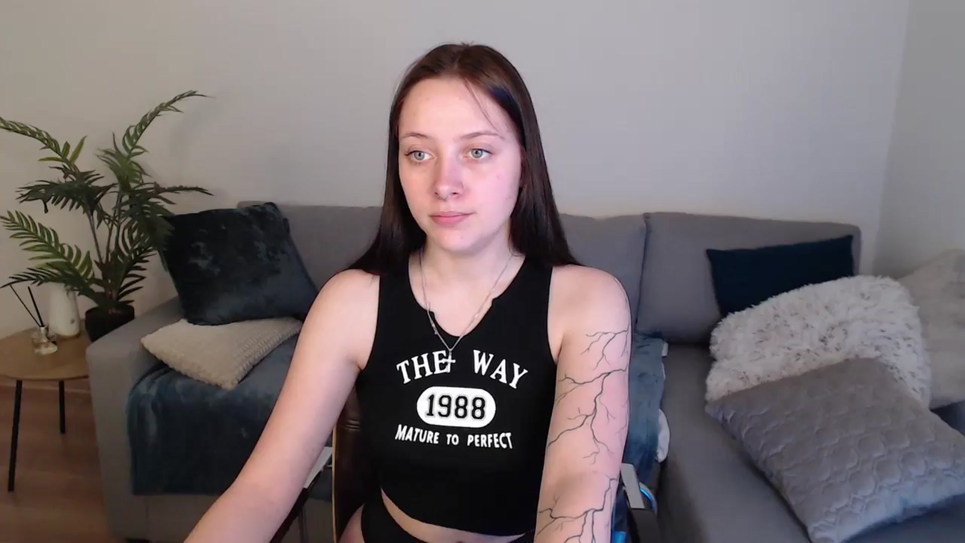 Gallery image thumbnail from SerenaSantos's myfreecams stream on, 05/15/2024, 10:54 image 6 of 20