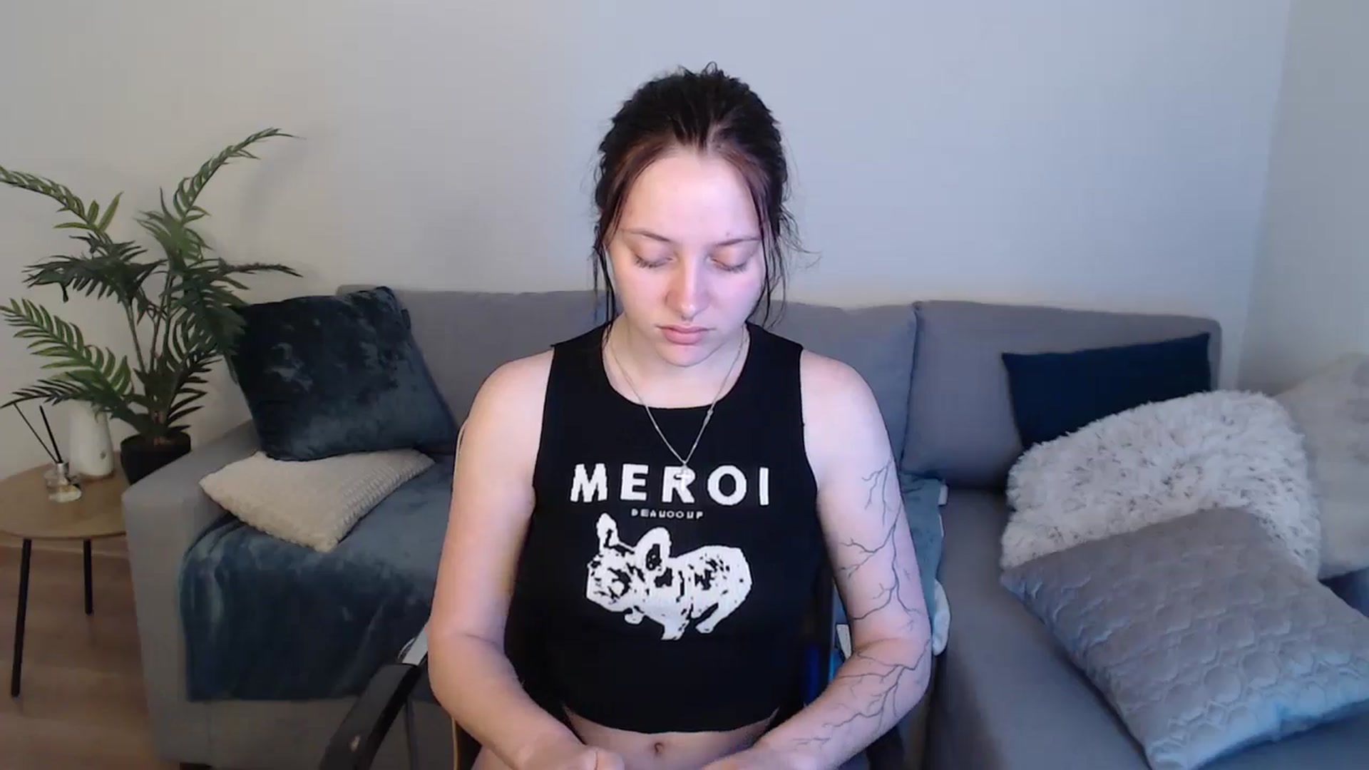 Gallery image thumbnail from SerenaSantos's myfreecams stream on, 05/17/2024, 08:41 image 14 of 20