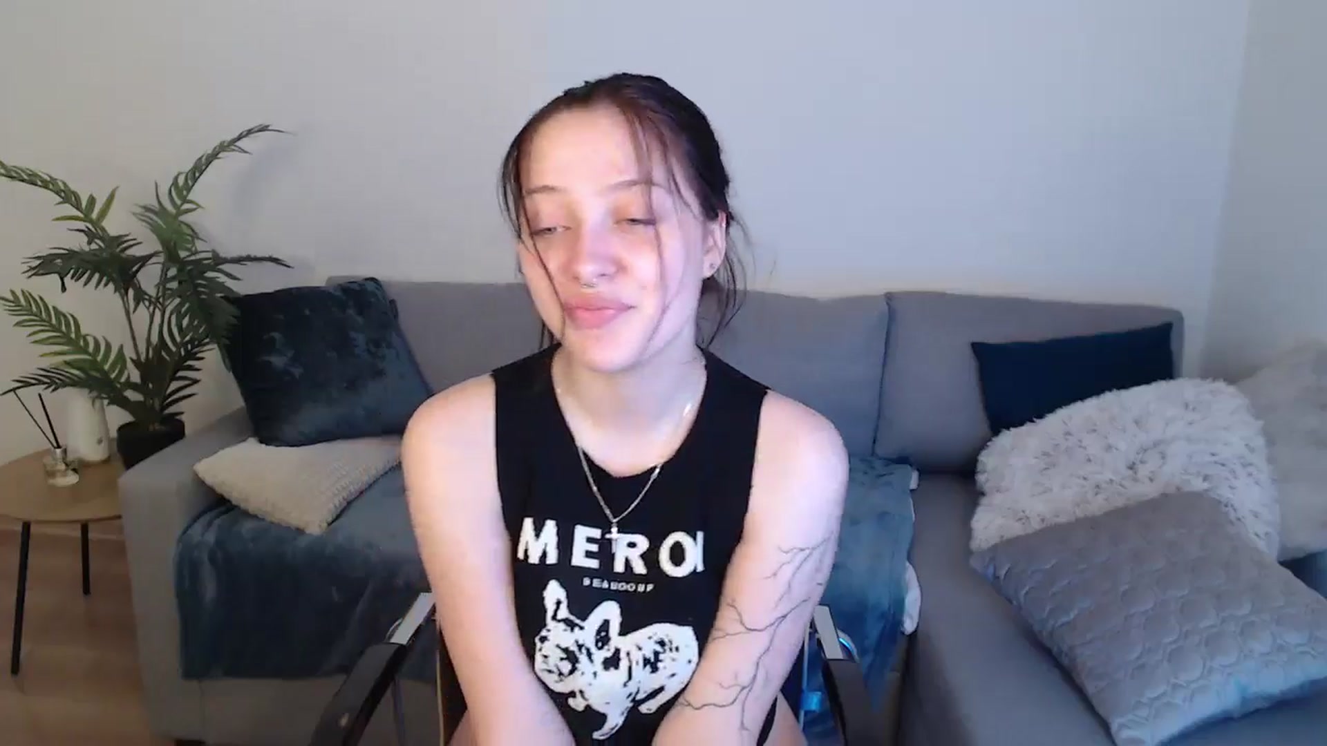 Gallery image thumbnail from SerenaSantos's myfreecams stream on, 05/17/2024, 08:41 image 9 of 20