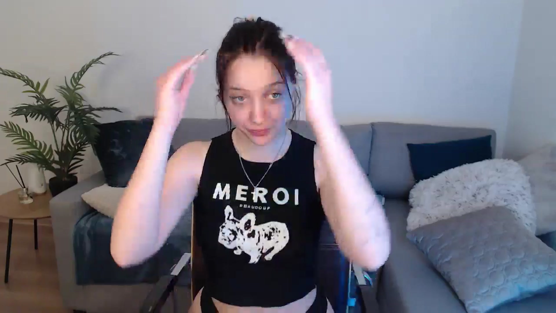 Gallery image thumbnail from SerenaSantos's myfreecams stream on, 05/17/2024, 08:41 image 3 of 20