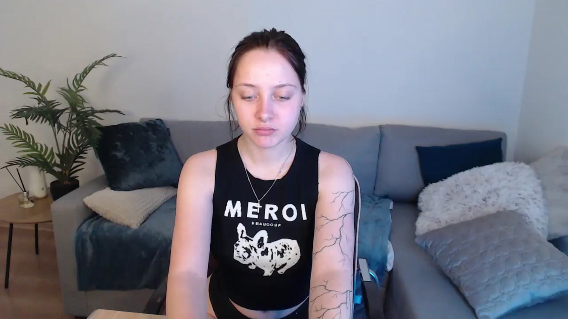 Gallery image thumbnail from SerenaSantos's myfreecams stream on, 05/17/2024, 12:24 image 15 of 20