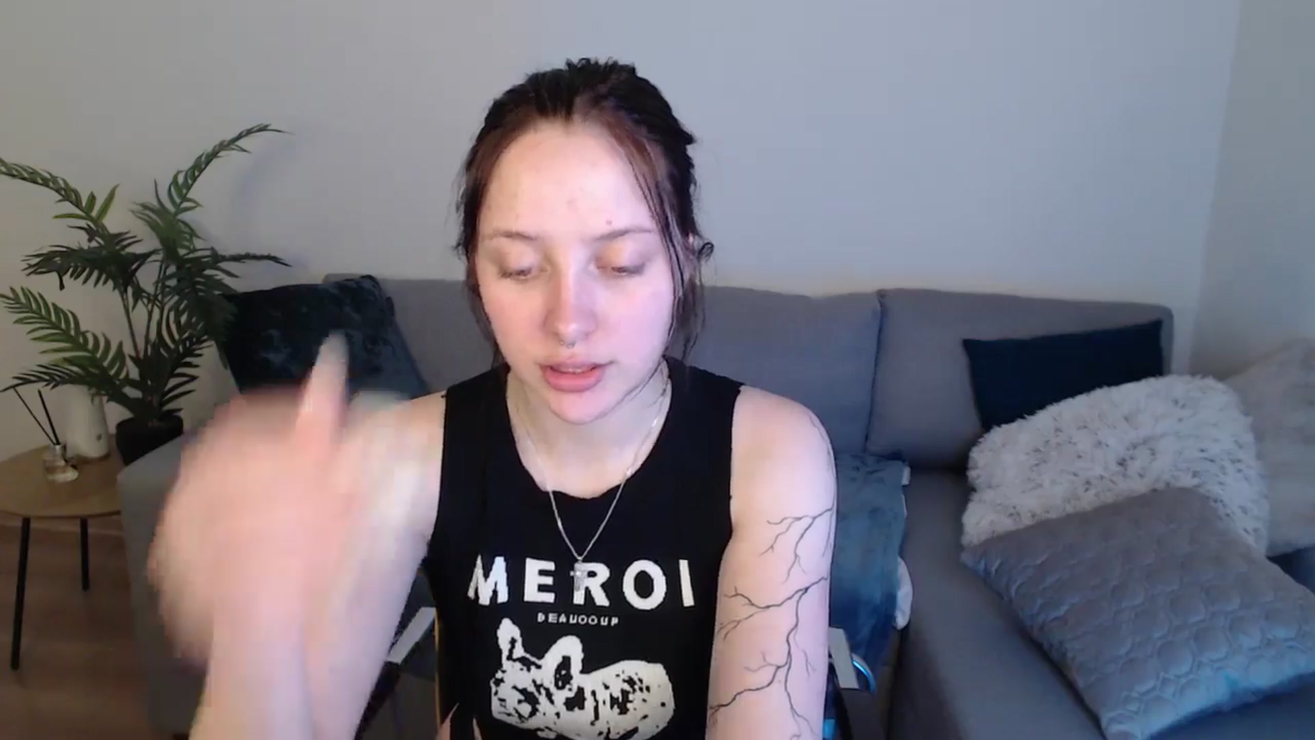 Gallery image thumbnail from SerenaSantos's myfreecams stream on, 05/17/2024, 12:24 image 3 of 20