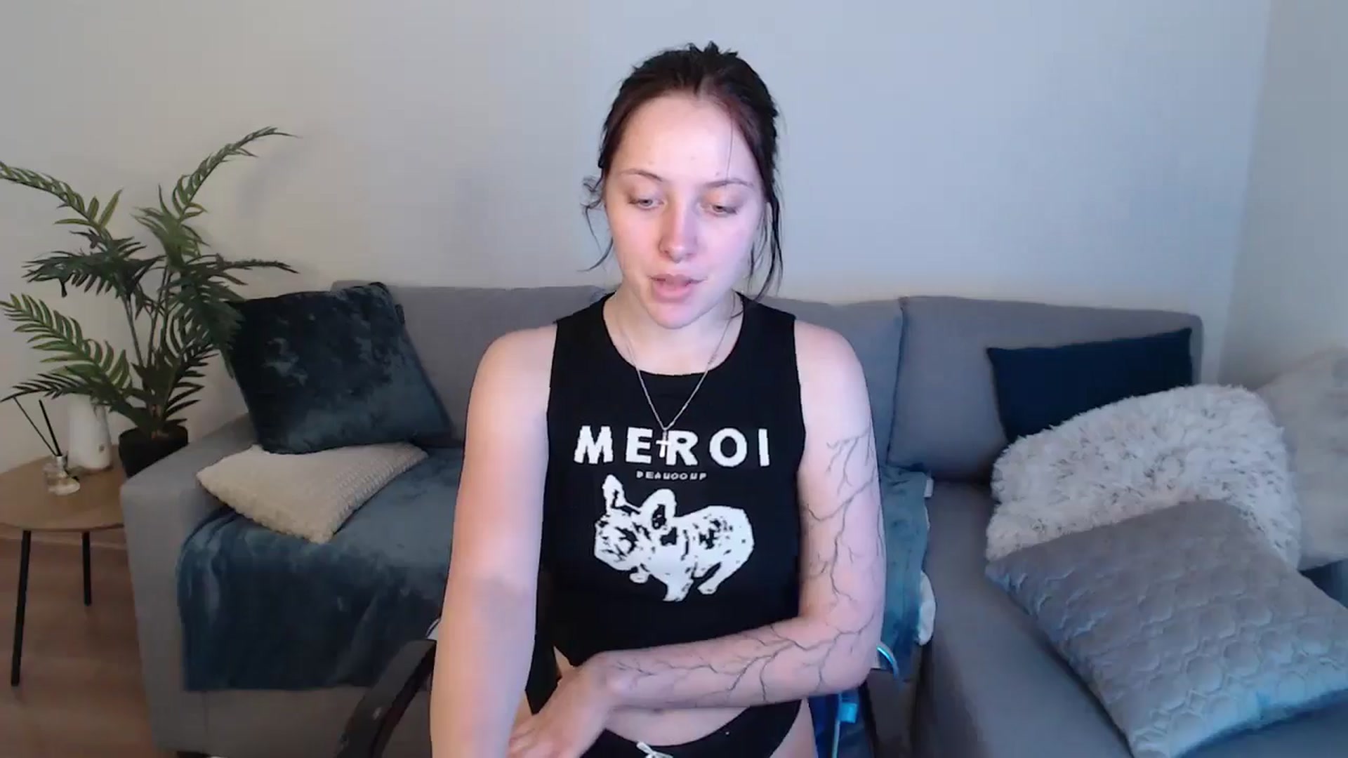 Gallery image thumbnail from SerenaSantos's myfreecams stream on, 05/17/2024, 12:24 image 11 of 20