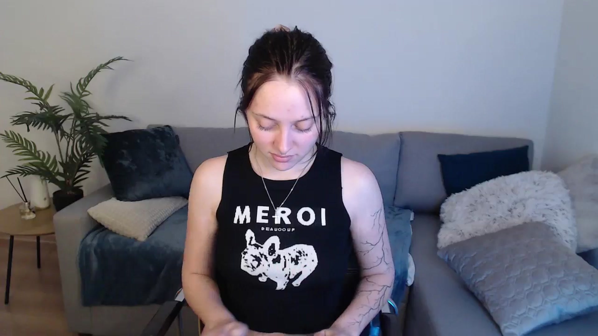 Gallery image thumbnail from SerenaSantos's myfreecams stream on, 05/17/2024, 12:24 image 5 of 20