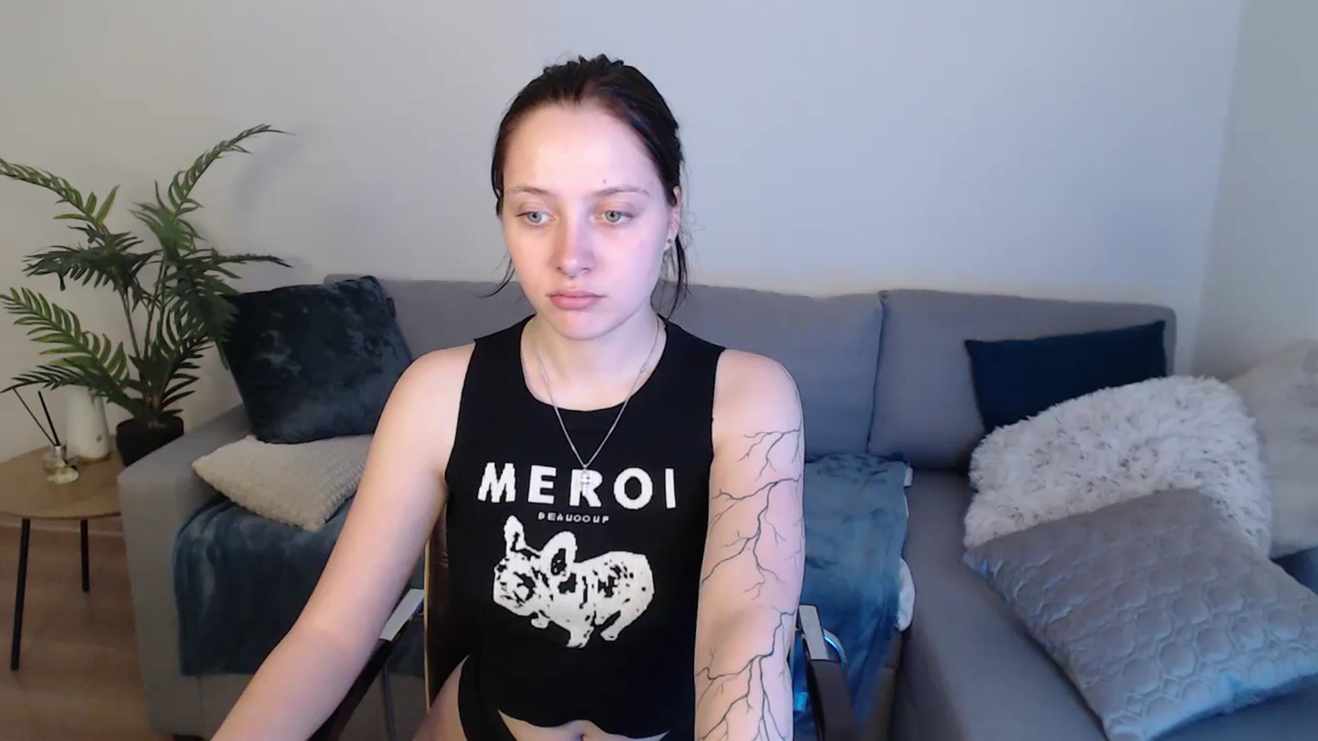 Gallery image thumbnail from SerenaSantos's myfreecams stream on, 05/17/2024, 13:11 image 9 of 20