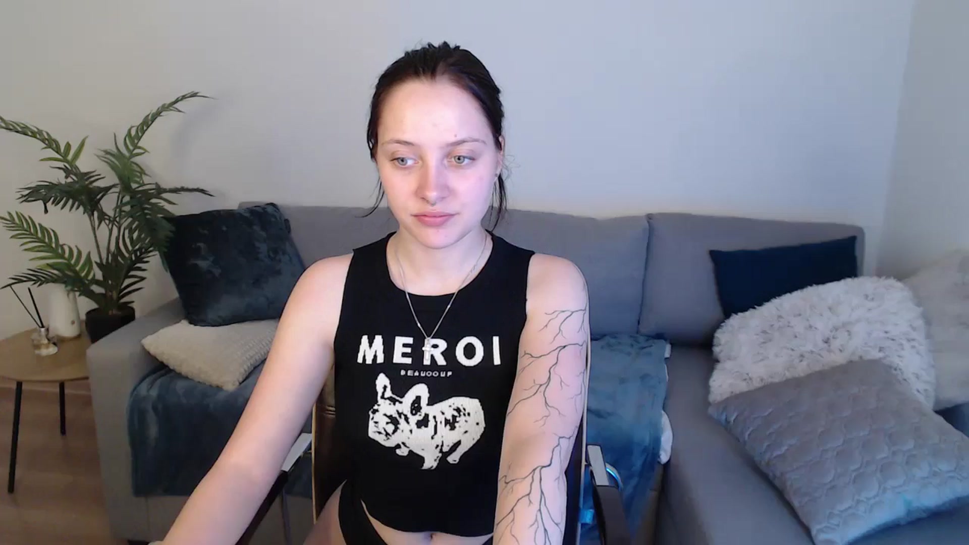 Gallery image thumbnail from SerenaSantos's myfreecams stream on, 05/17/2024, 13:11 image 14 of 20