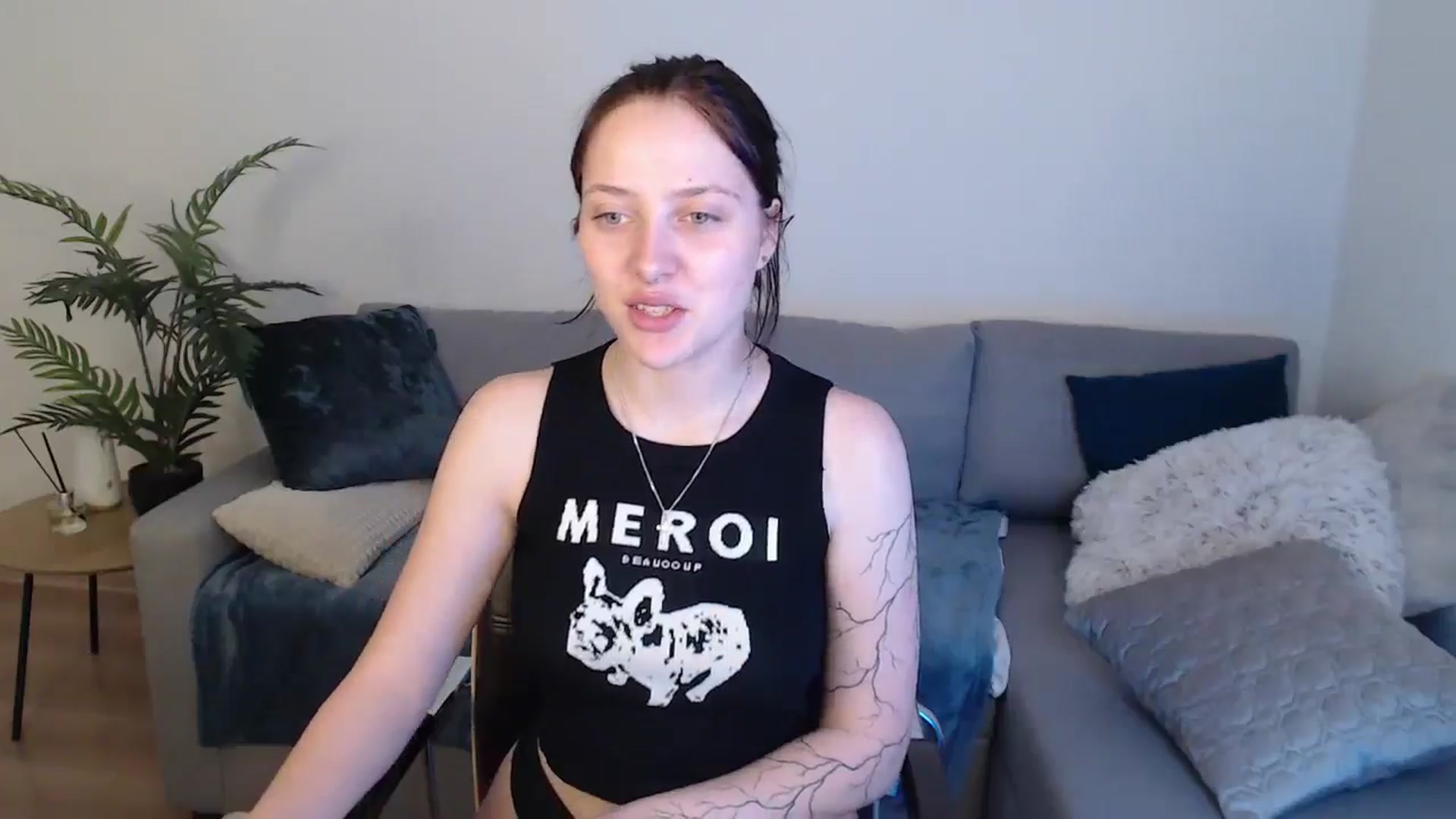 Gallery image thumbnail from SerenaSantos's myfreecams stream on, 05/17/2024, 13:32 image 12 of 20