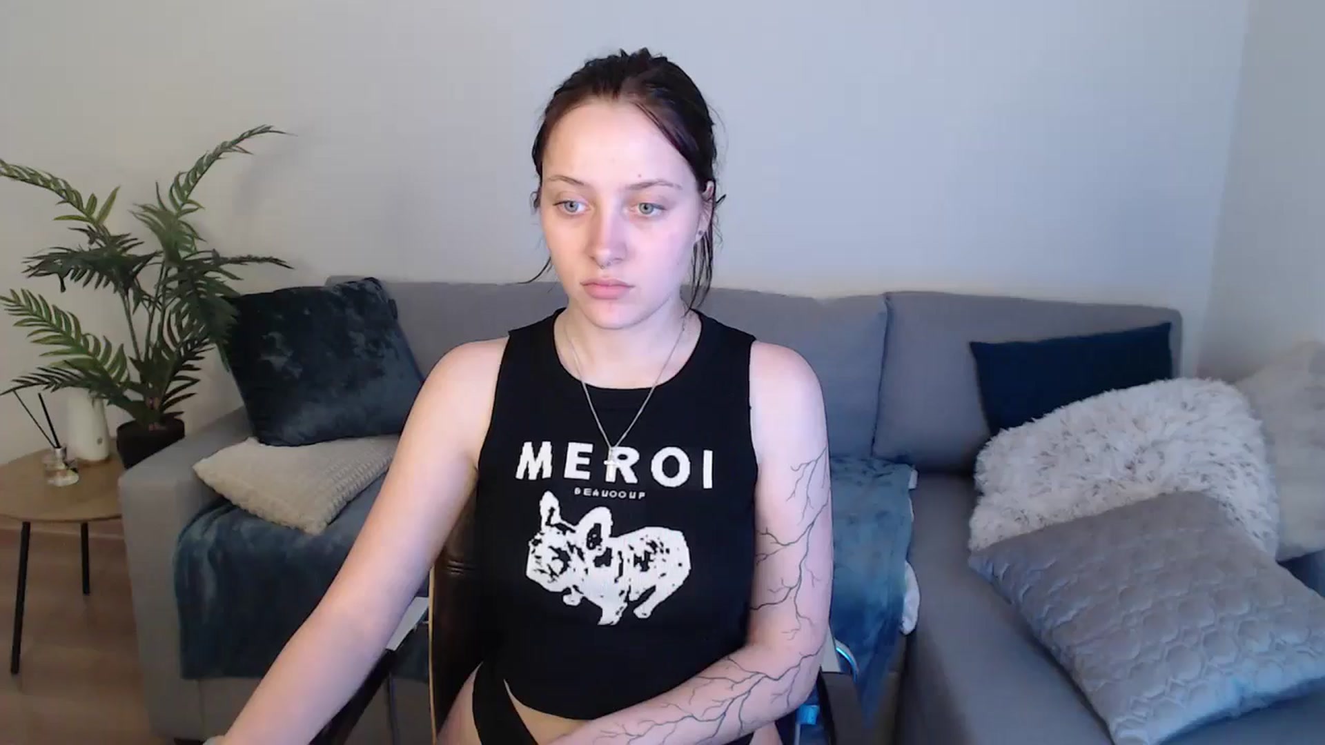 Gallery image thumbnail from SerenaSantos's myfreecams stream on, 05/17/2024, 13:32 image 15 of 20