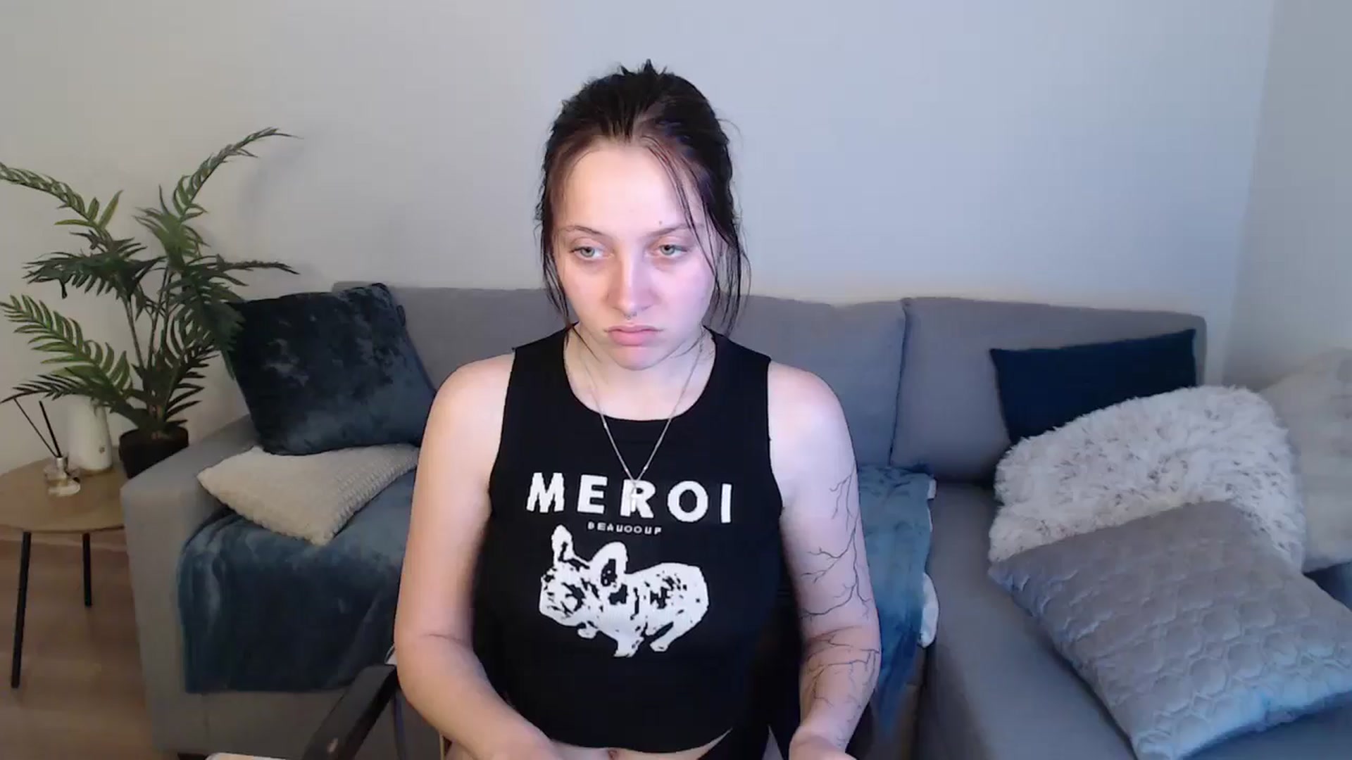 Gallery image thumbnail from SerenaSantos's myfreecams stream on, 05/17/2024, 13:32 image 10 of 20