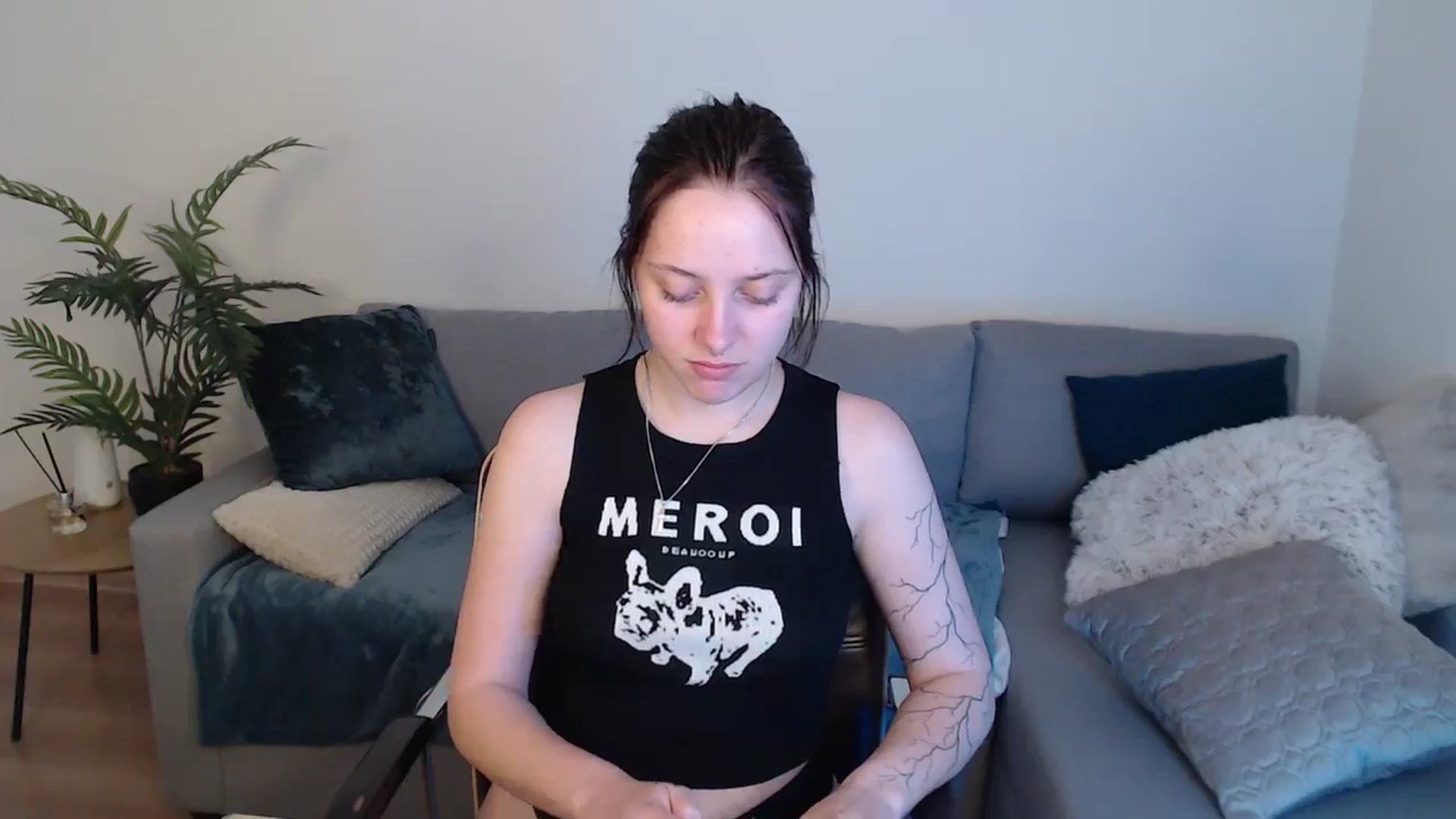 Gallery image thumbnail from SerenaSantos's myfreecams stream on, 05/17/2024, 13:32 image 3 of 20
