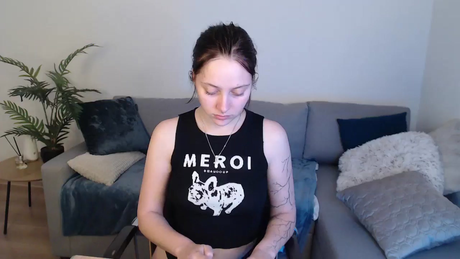 Gallery image thumbnail from SerenaSantos's myfreecams stream on, 05/17/2024, 13:32 image 16 of 20