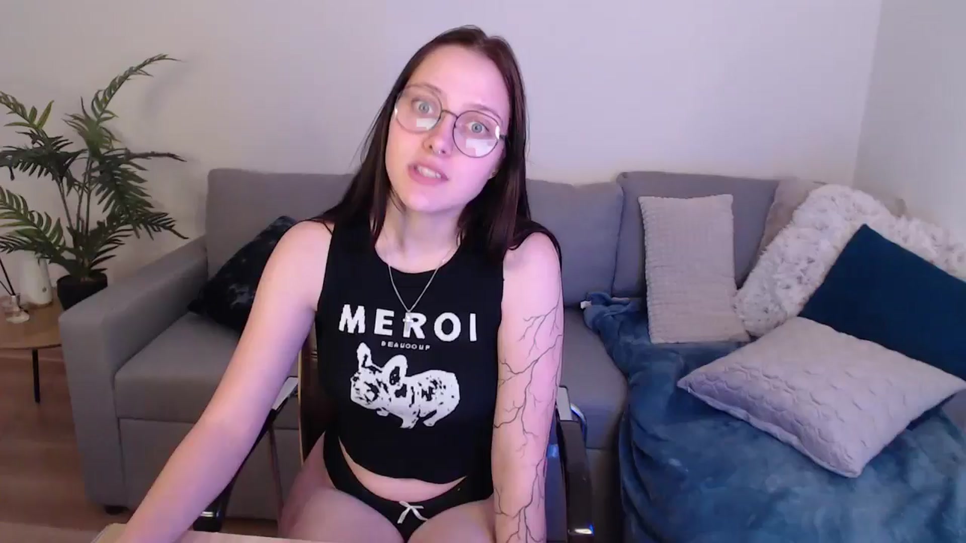 Gallery image thumbnail from SerenaSantos's myfreecams stream on, 05/19/2024, 13:26 image 1 of 20