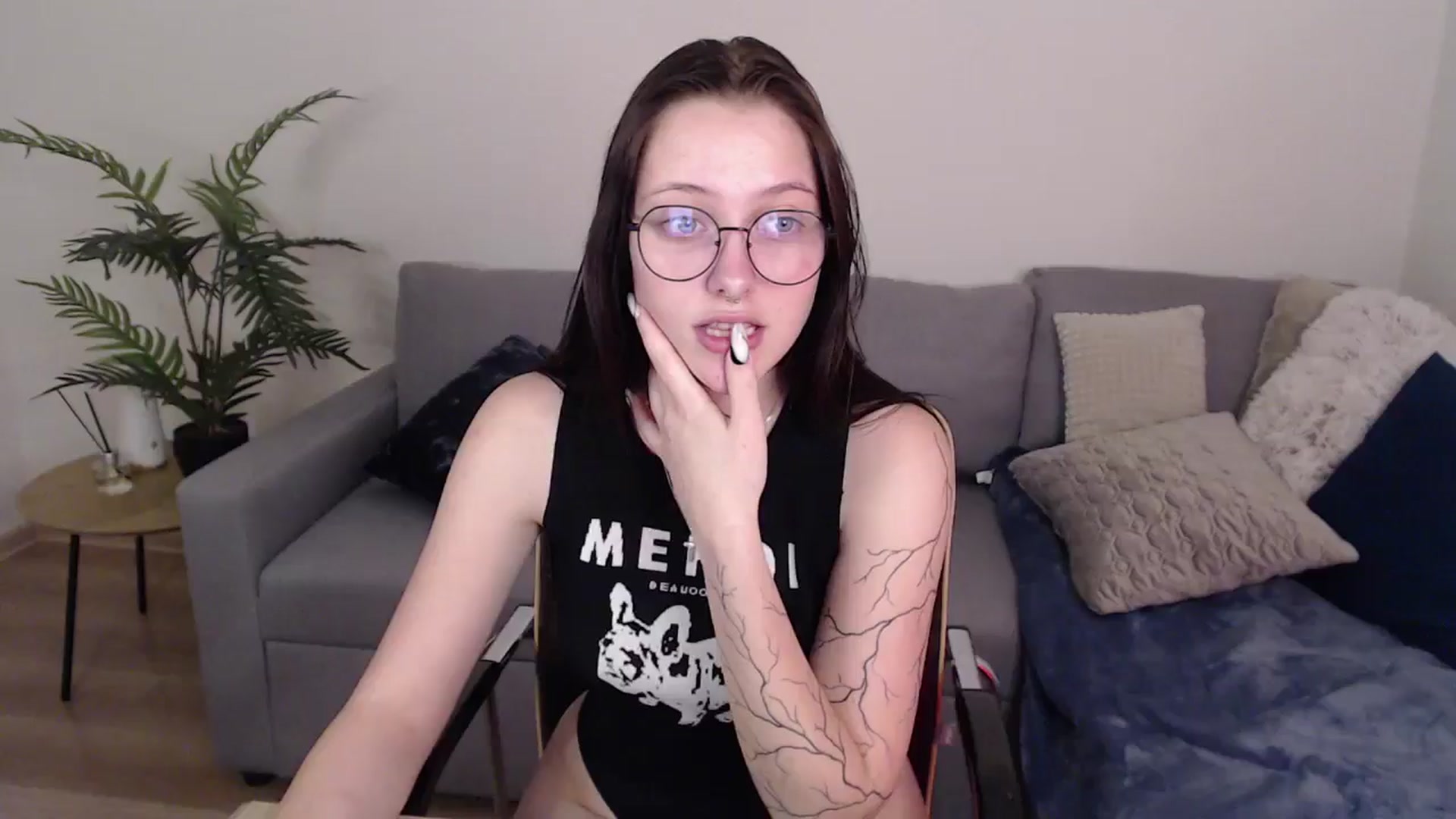 Gallery image thumbnail from SerenaSantos's myfreecams stream on, 05/24/2024, 12:17 image 7 of 20
