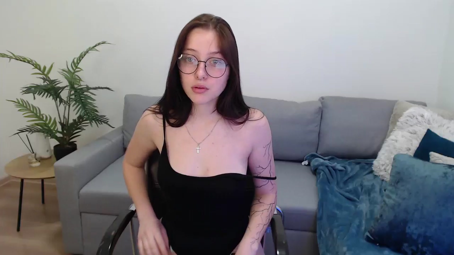 Gallery image thumbnail from SerenaSantos's myfreecams stream on, 06/01/2024, 13:58 image 19 of 20