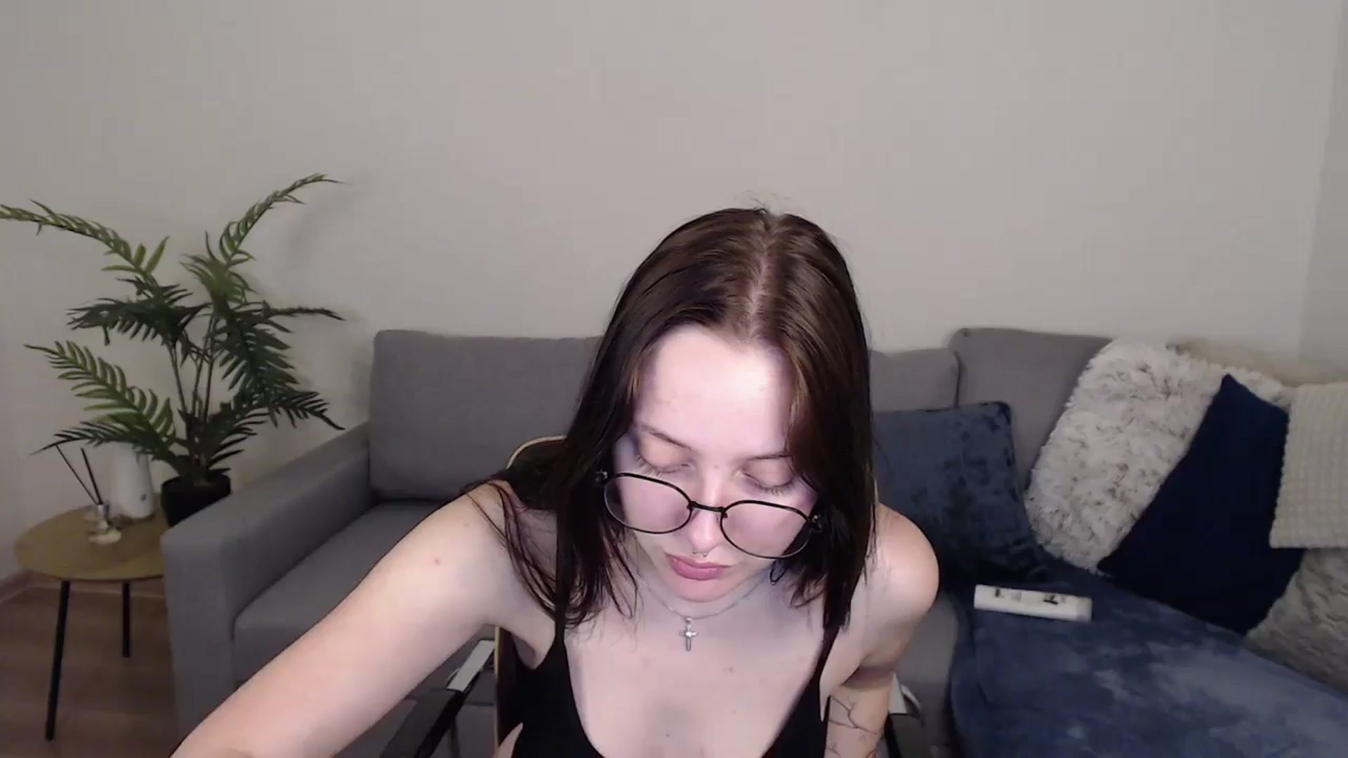 Gallery image thumbnail from SerenaSantos's myfreecams stream on, 06/03/2024, 13:27 image 5 of 20