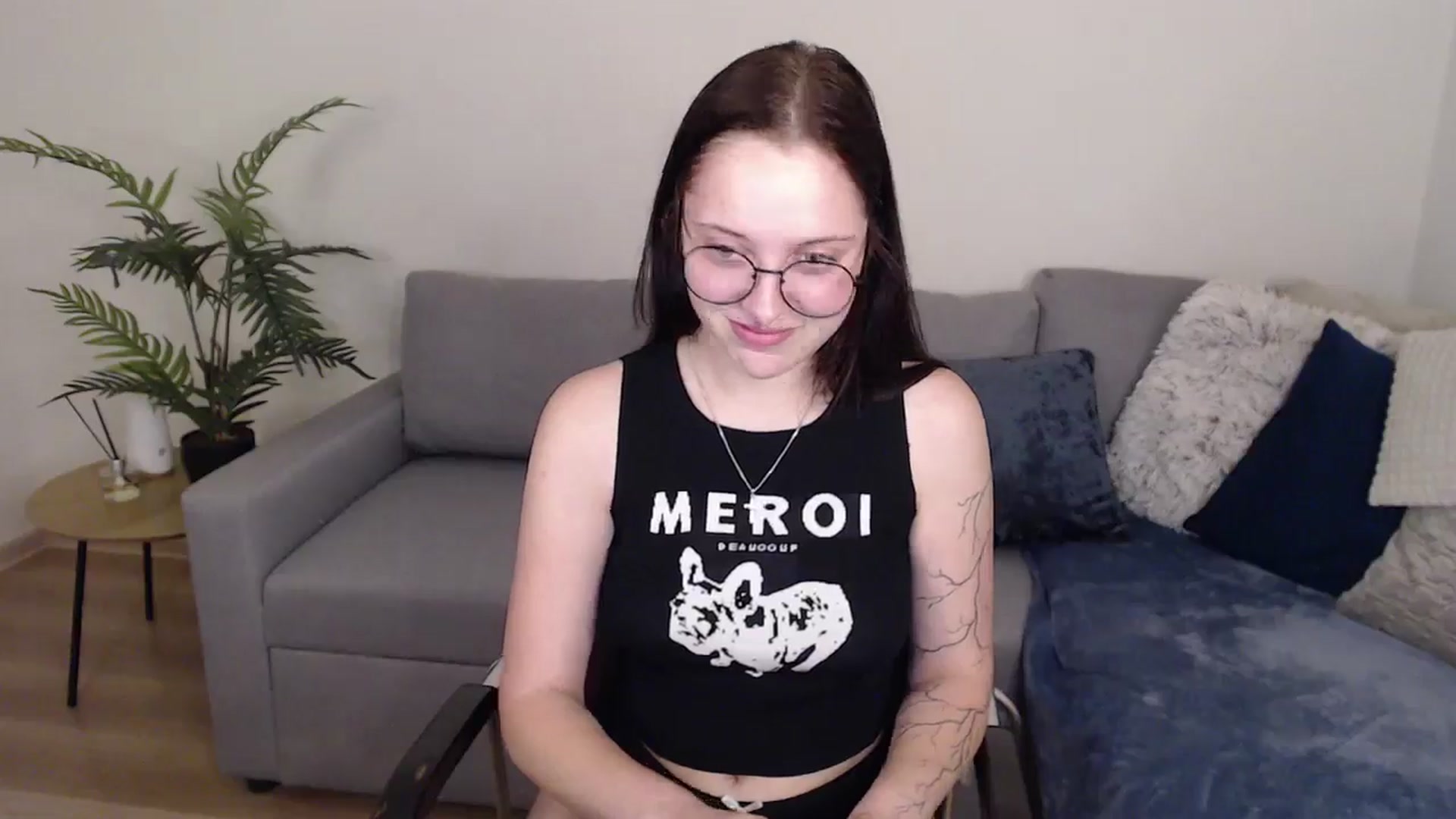 Gallery image thumbnail from SerenaSantos's myfreecams stream on, 06/04/2024, 13:49 image 18 of 20