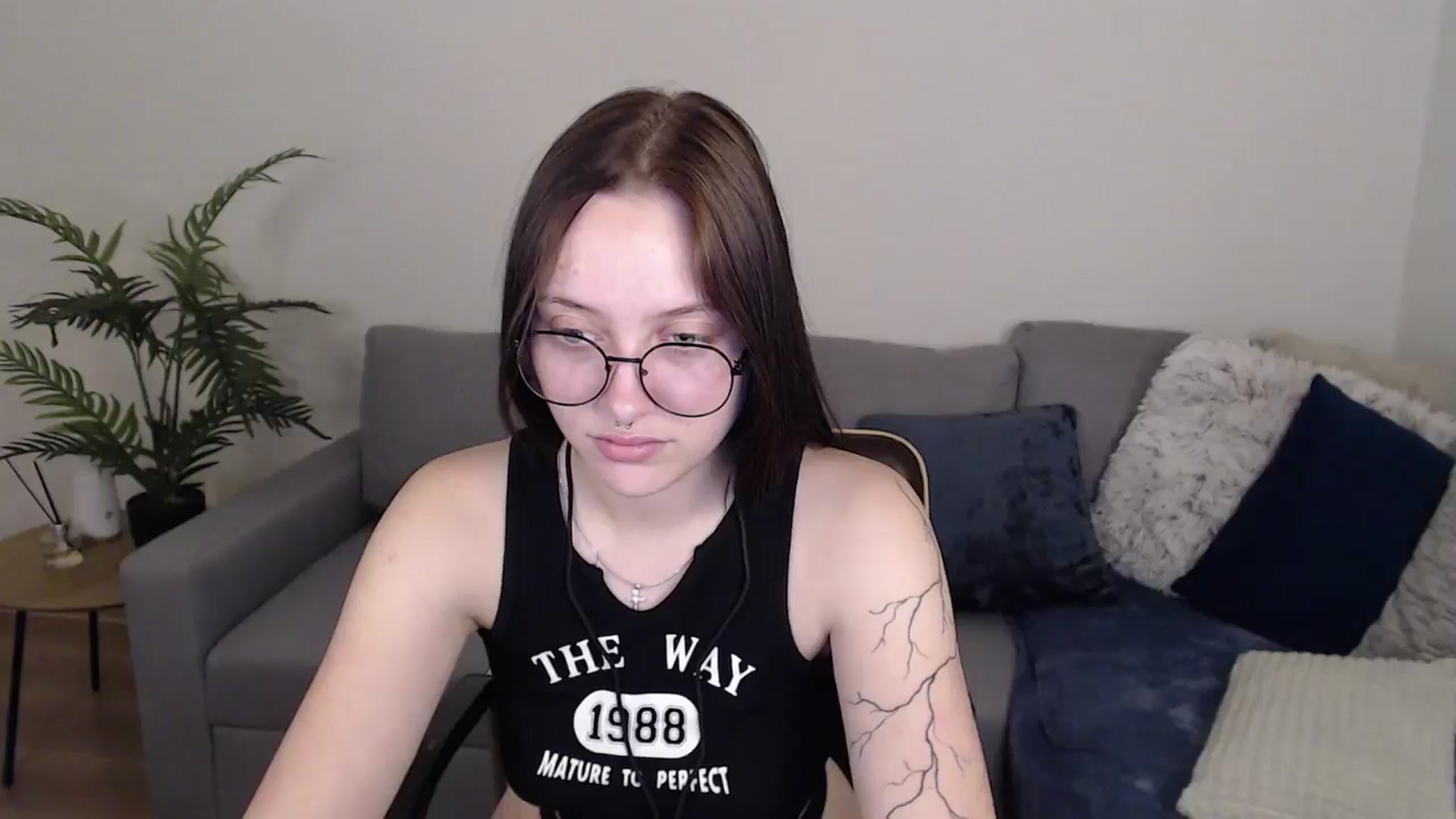 Gallery image thumbnail from SerenaSantos's myfreecams stream on, 06/05/2024, 09:54 image 20 of 20