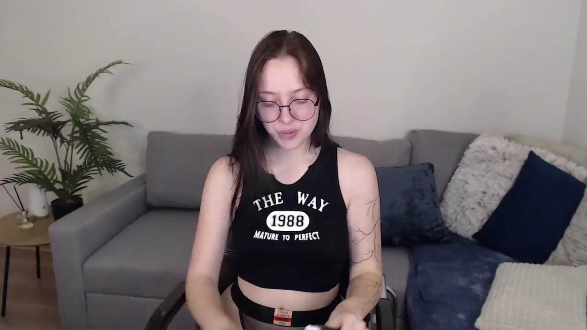 Gallery image thumbnail from SerenaSantos's myfreecams stream on, 06/05/2024, 11:32 image 15 of 20