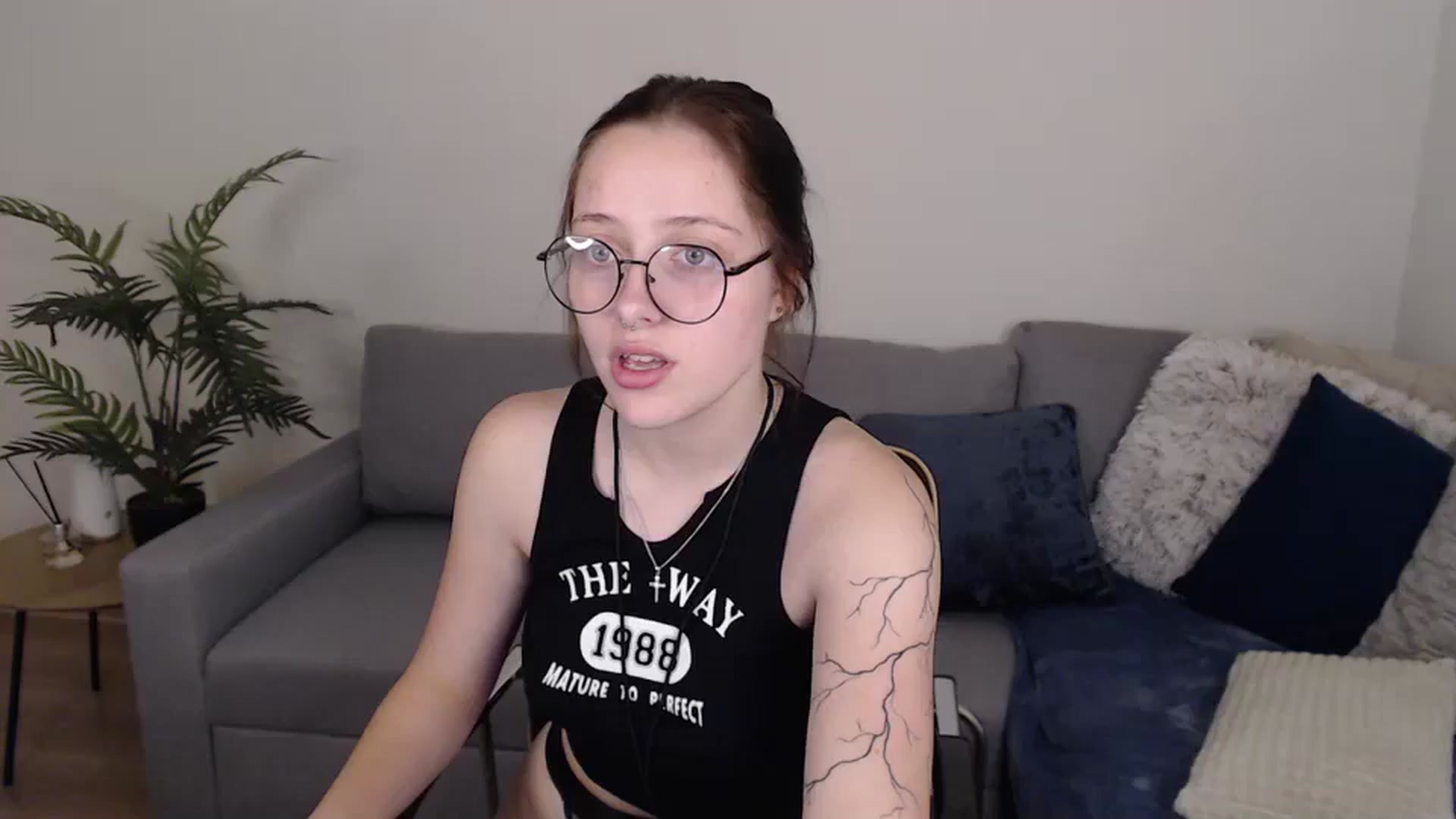 Gallery image thumbnail from SerenaSantos's myfreecams stream on, 06/05/2024, 12:26 image 20 of 20
