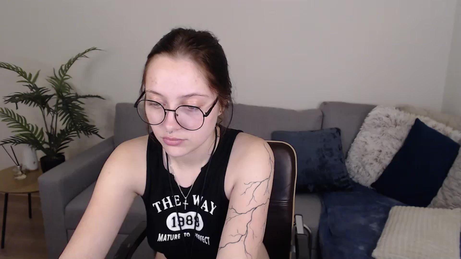 Gallery image thumbnail from SerenaSantos's myfreecams stream on, 06/05/2024, 12:26 image 15 of 20
