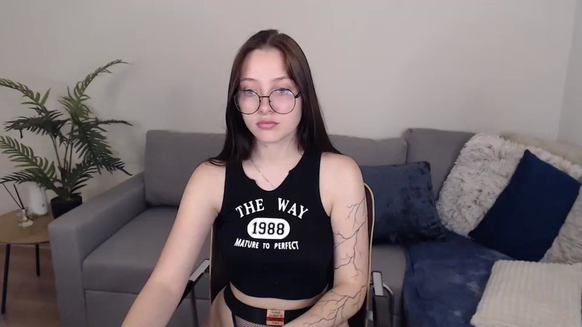 Gallery image thumbnail from SerenaSantos's myfreecams stream on, 06/05/2024, 12:26 image 1 of 20
