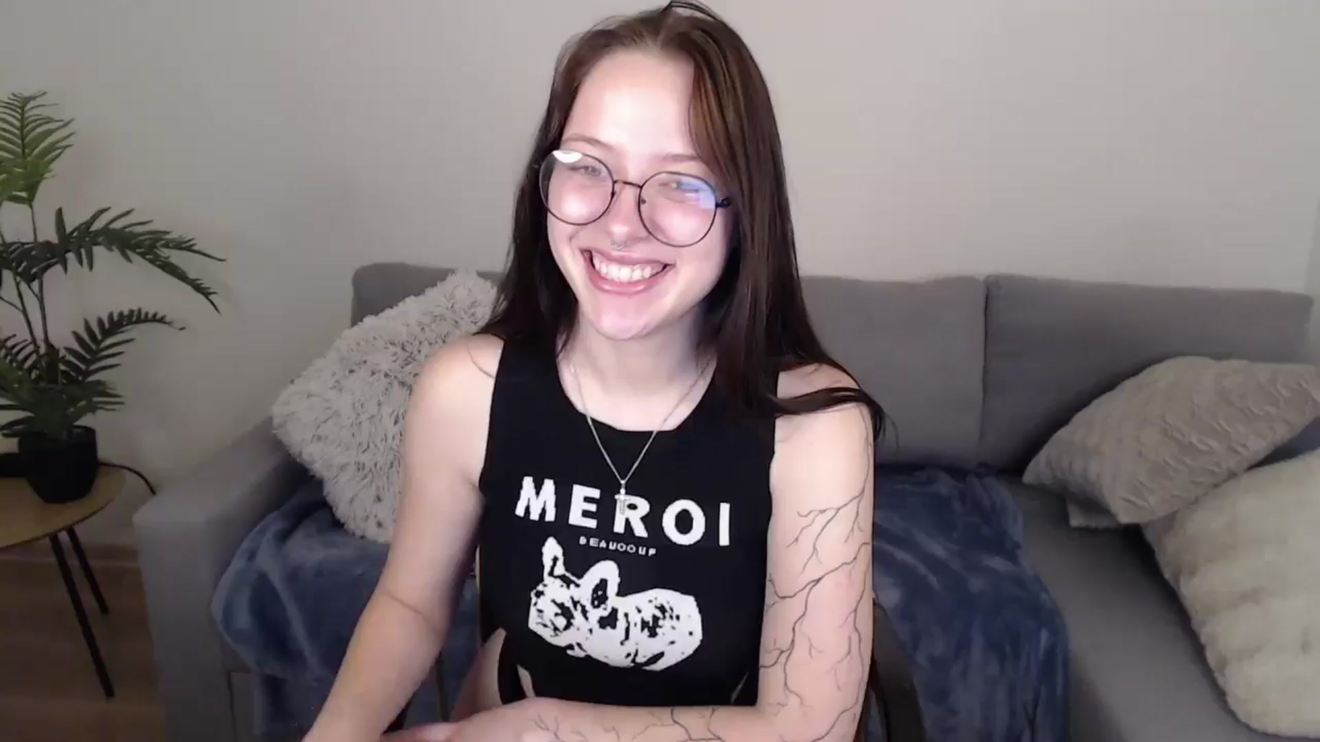 Gallery image thumbnail from SerenaSantos's myfreecams stream on, 06/09/2024, 09:00 image 1 of 20