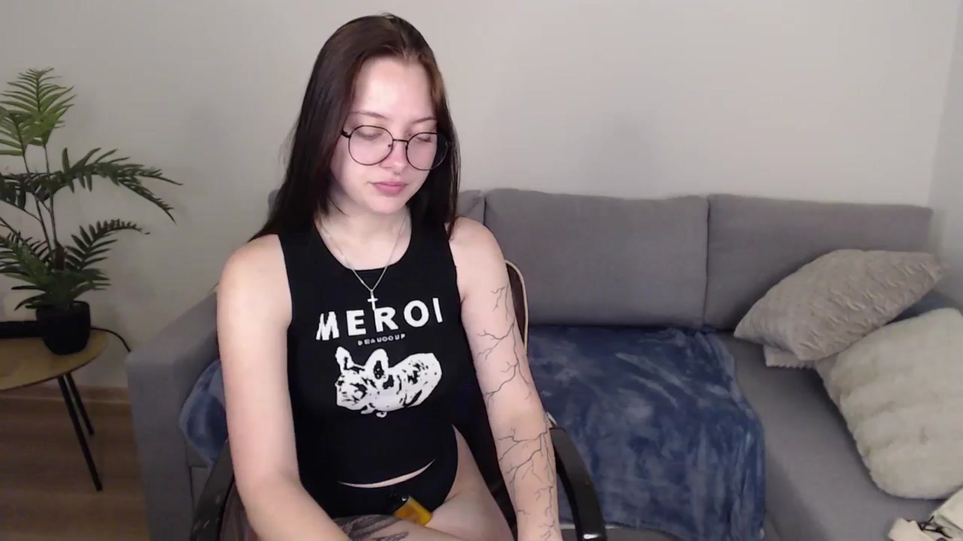 Gallery image thumbnail from SerenaSantos's myfreecams stream on, 06/09/2024, 10:06 image 8 of 20