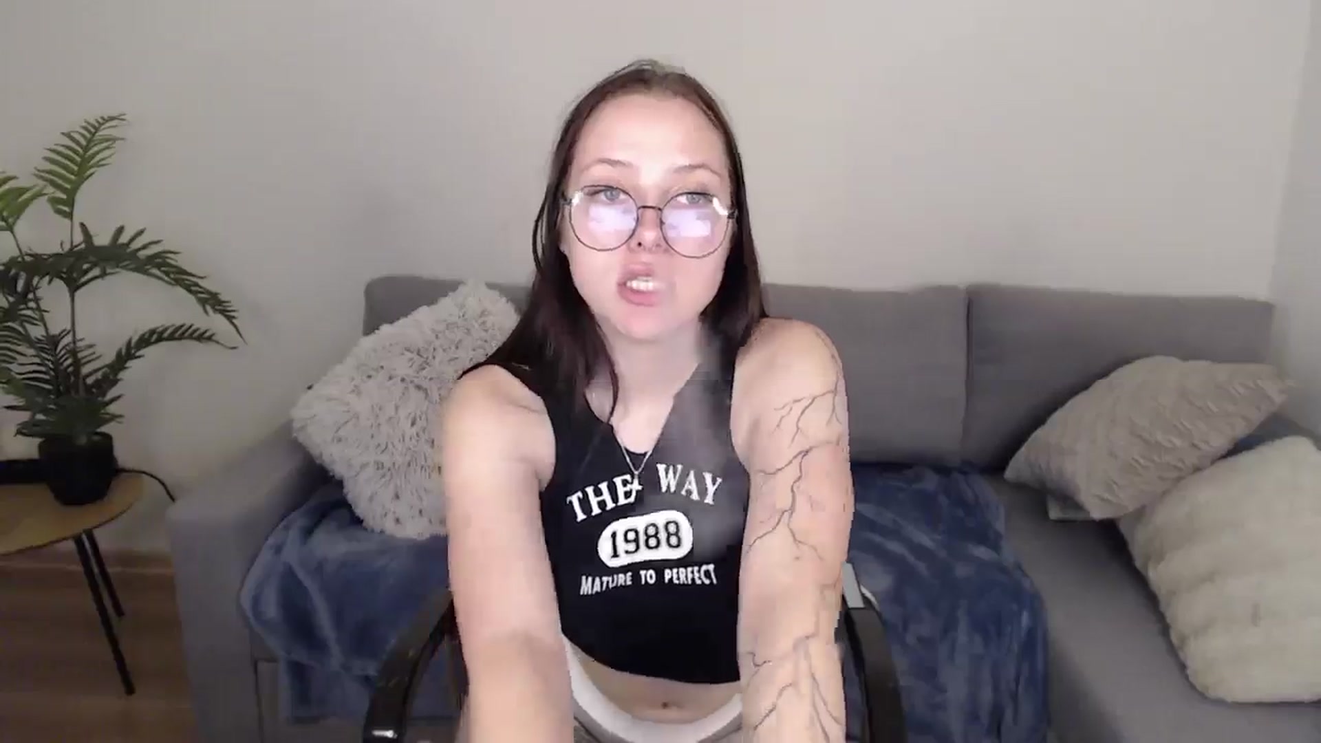 Gallery image thumbnail from SerenaSantos's myfreecams stream on, 06/11/2024, 12:51 image 9 of 20