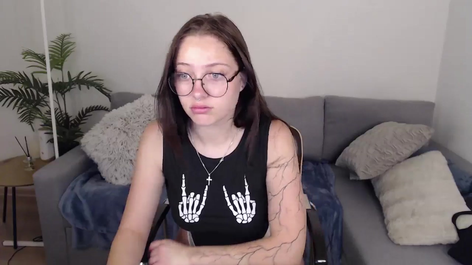 Gallery image thumbnail from SerenaSantos's myfreecams stream on, 06/26/2024, 08:37 image 2 of 20