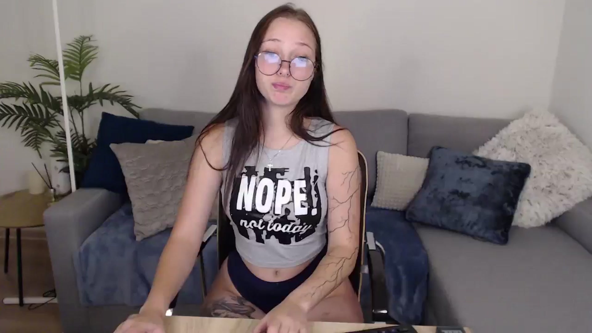 Gallery image thumbnail from SerenaSantos's myfreecams stream on, 06/29/2024, 10:07 image 20 of 20