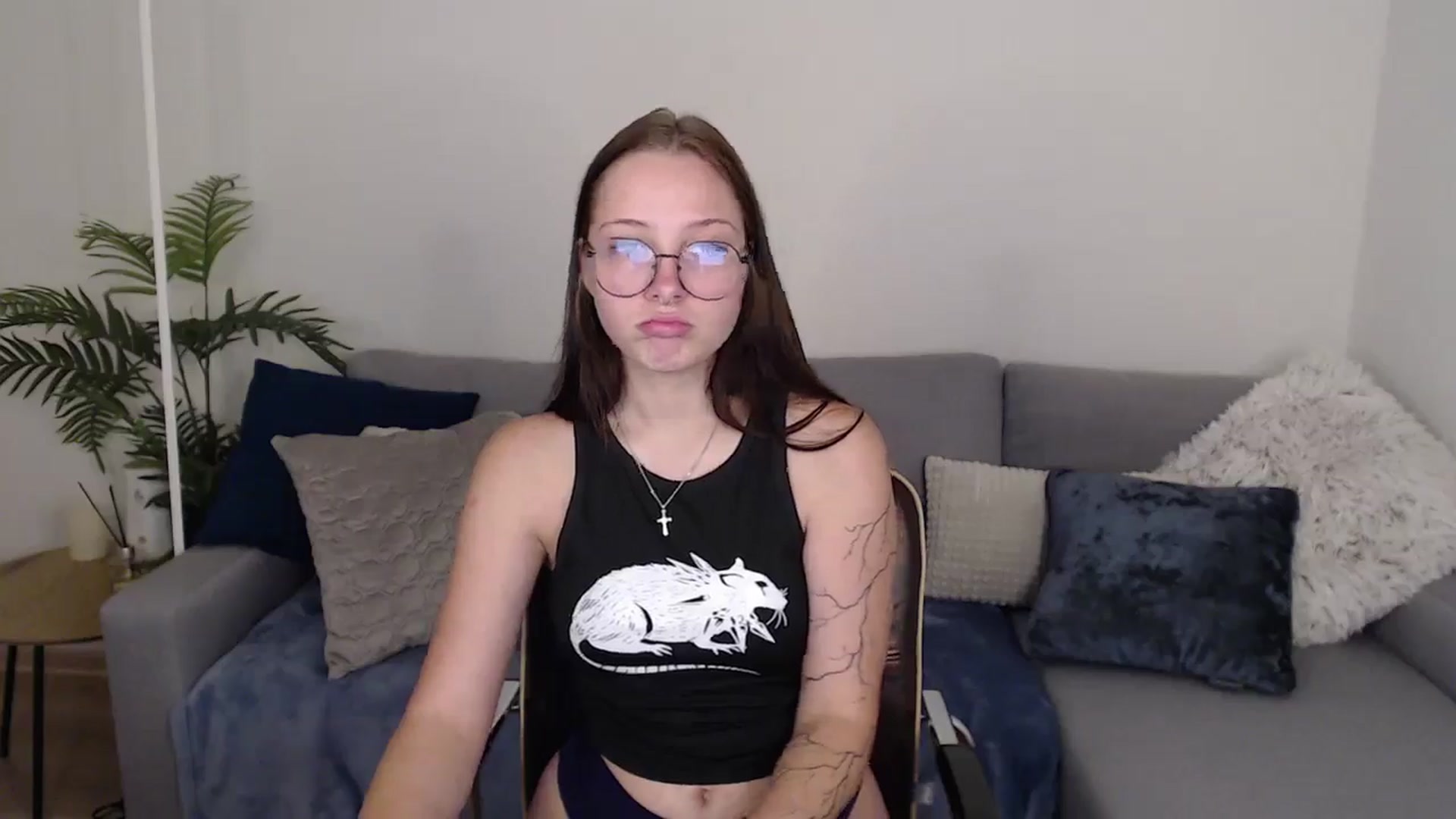 Gallery image thumbnail from SerenaSantos's myfreecams stream on, 07/01/2024, 12:48 image 8 of 20