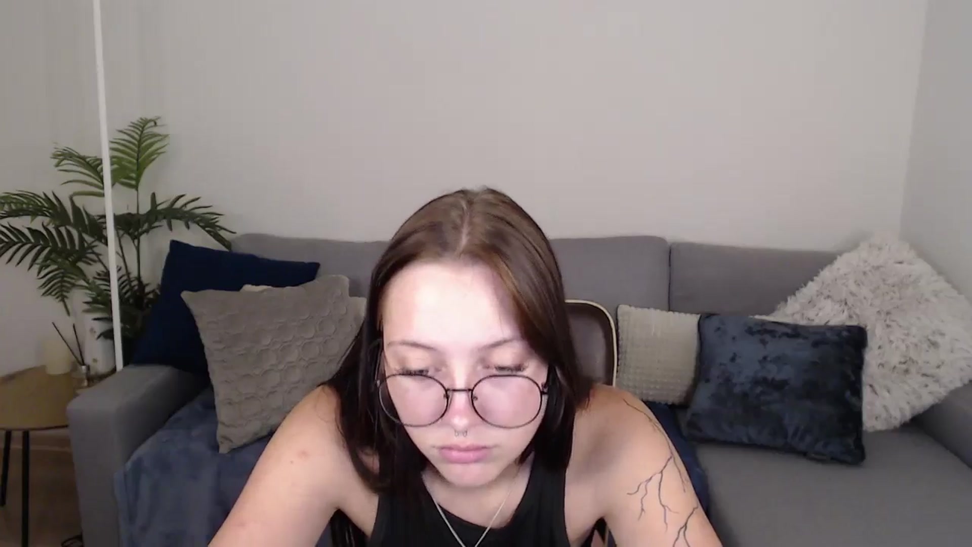 Gallery image thumbnail from SerenaSantos's myfreecams stream on, 07/01/2024, 12:48 image 9 of 20