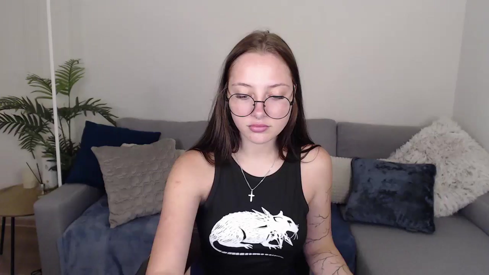 Gallery image thumbnail from SerenaSantos's myfreecams stream on, 07/01/2024, 13:22 image 5 of 20