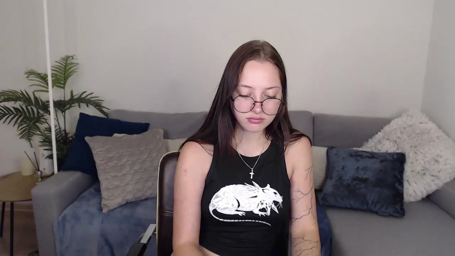 Gallery image thumbnail from SerenaSantos's myfreecams stream on, 07/01/2024, 13:22 image 19 of 20