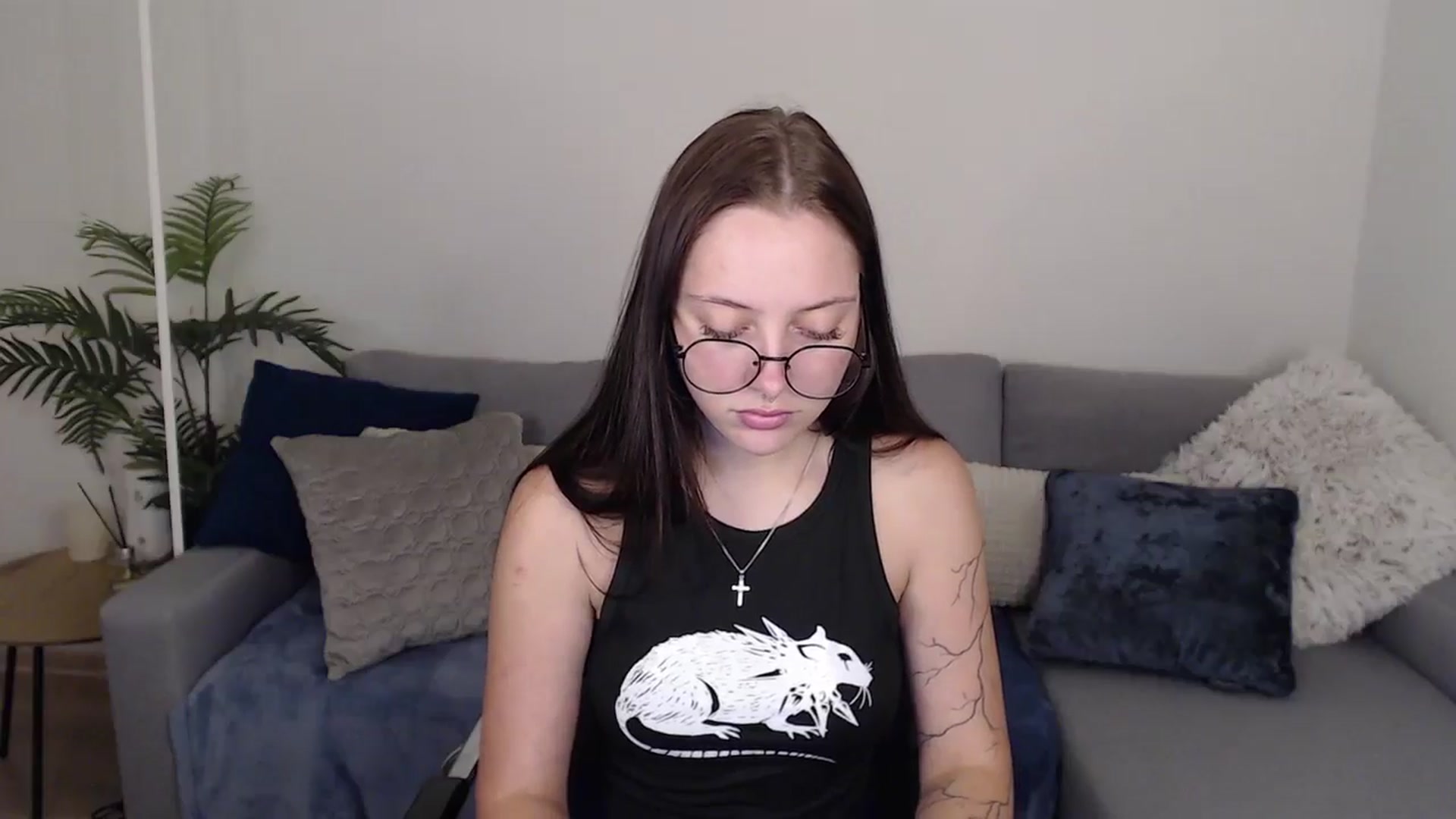 Gallery image thumbnail from SerenaSantos's myfreecams stream on, 07/01/2024, 13:22 image 11 of 20