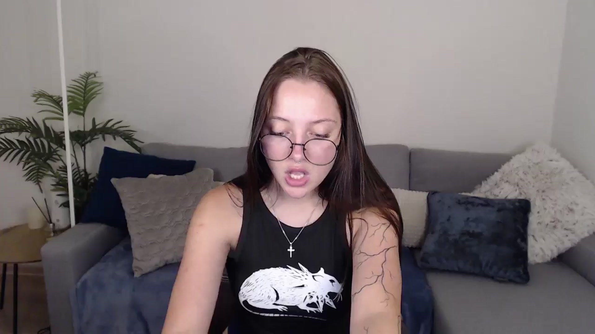 Gallery image thumbnail from SerenaSantos's myfreecams stream on, 07/01/2024, 13:22 image 14 of 20