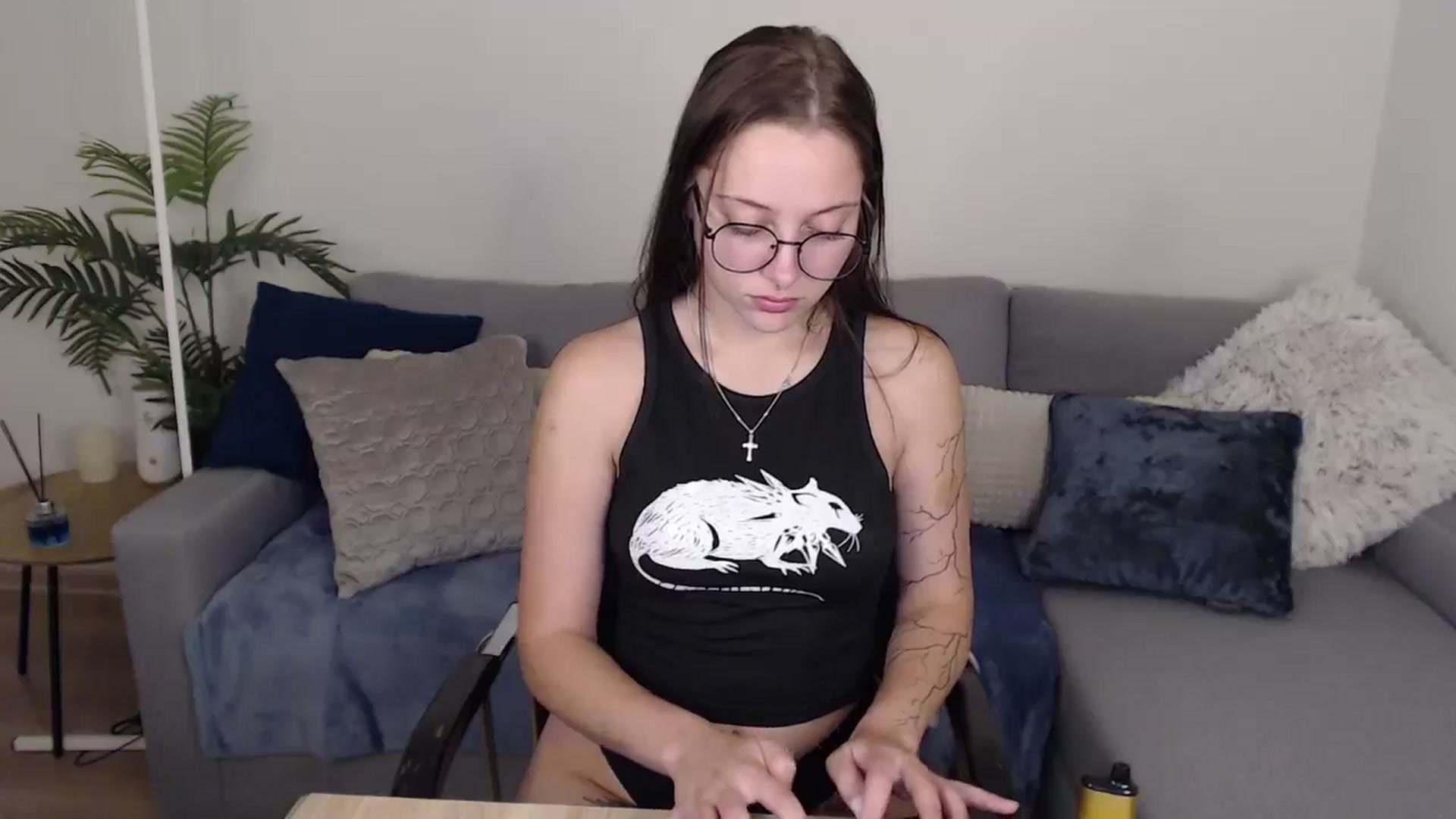 Gallery image thumbnail from SerenaSantos's myfreecams stream on, 07/05/2024, 12:18 image 18 of 20