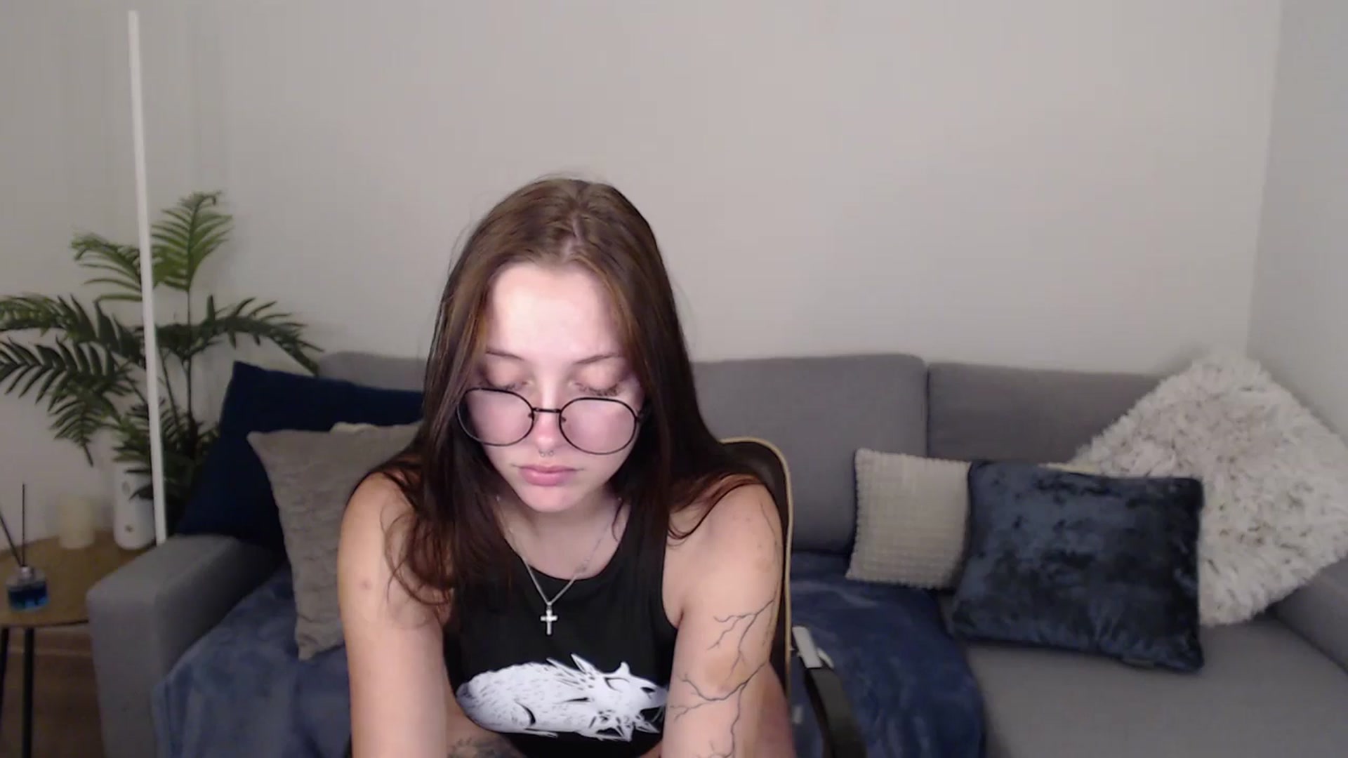 Gallery image thumbnail from SerenaSantos's myfreecams stream on, 07/05/2024, 13:01 image 10 of 20