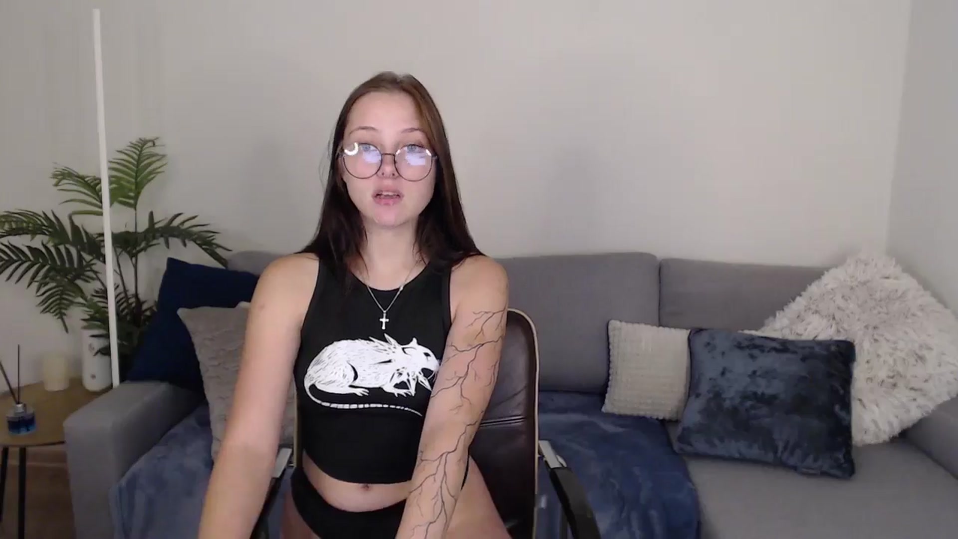 Gallery image thumbnail from SerenaSantos's myfreecams stream on, 07/05/2024, 13:01 image 20 of 20